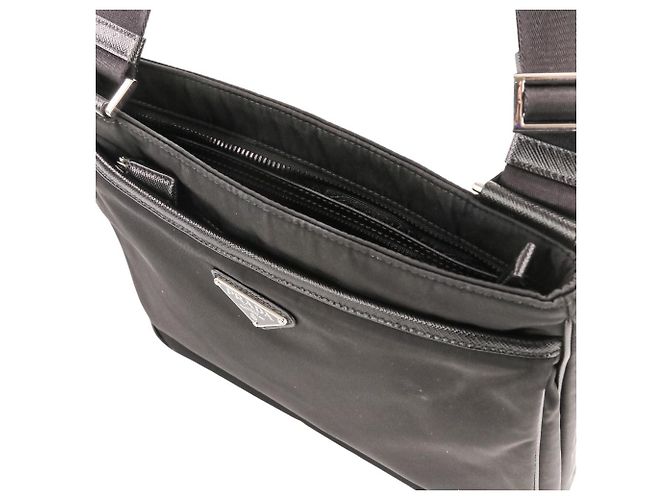 Prada Re-Nylon Schultertasche aus Saffiano-Leder Schwarz - Ansicht 8