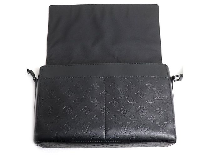 Borsa a tracolla Louis Vuitton Sprinter Monogram Shadow Nero - vista 4