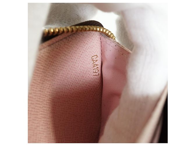 Slender Portafoglio in tessuto Louis Vuitton Clemence Marrone - vista 6