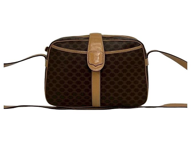 Céline Celine Macadam Triomphe Schultertasche aus PVC und Leder Braun - Ansicht 2