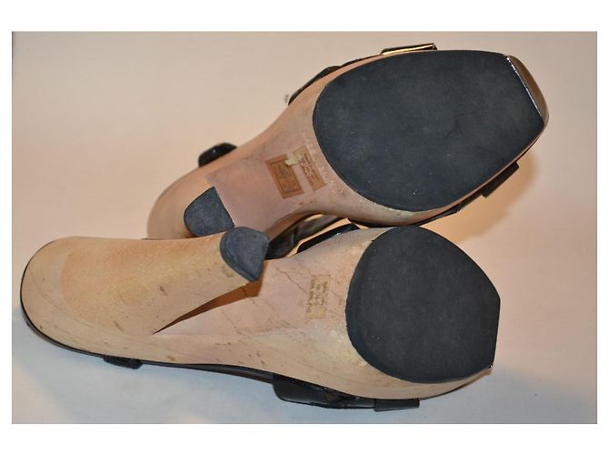 Sandali Schutz in vernice nera con tacco Nero - vista 4