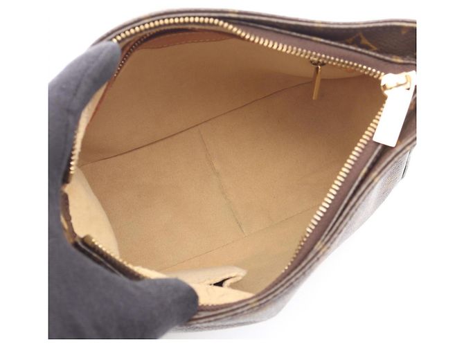 Borsa a Spalla Louis Vuitton Looping MM Monogram Marrone - vista 3