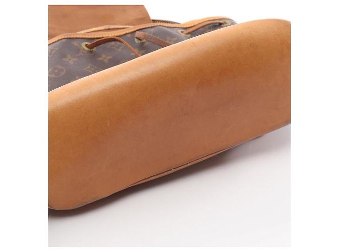 Zaino/Borsa Louis Vuitton Montsouris MM Monogram Marrone - vista 11
