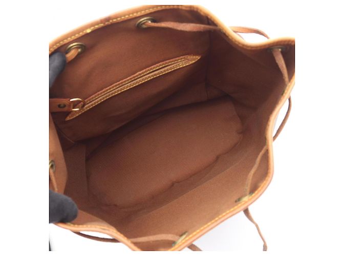 Zaino/Borsa Louis Vuitton Montsouris MM Monogram Marrone - vista 3