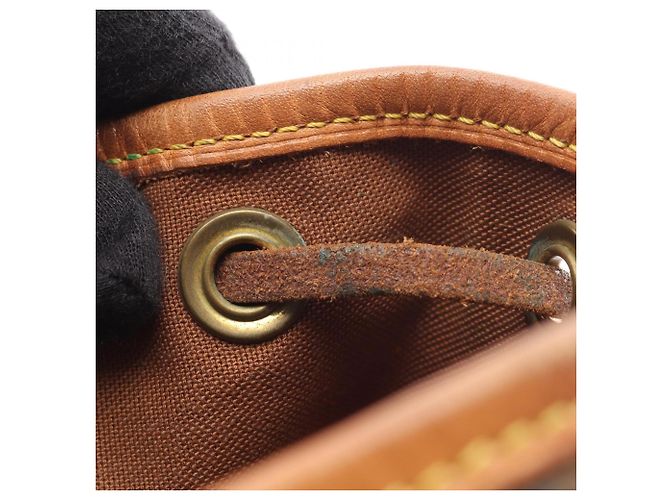 Zaino/Borsa Louis Vuitton Montsouris MM Monogram Marrone - vista 7