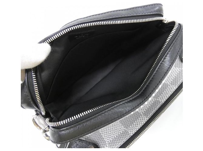 Borsa a tracolla Louis Vuitton Damier Graphite 3D Trio Messenger Marrone - vista 7