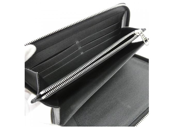 Louis Vuitton Taiga Zippy Organizer Wallet Black - view 9