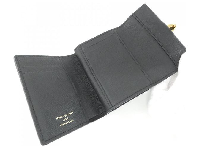 Louis Vuitton Monogram Empreinte Portefeuille Métis Compact Nero - vista 3