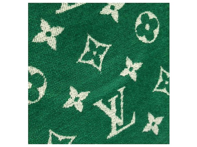 Borsa Louis Vuitton Monogram Jacquard Velvet OnTheGo PM Verde - vista 5