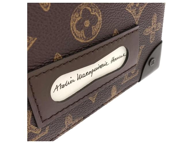 Borsa Louis Vuitton Monogram Vertical Box Trunk Marrone - vista 4