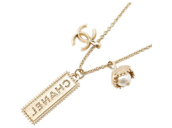 Collar Chanel con el logo Coco Dorado - vista 3