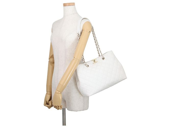 Borsa Tote Chanel Matelassé Chain Bianco - vista 4