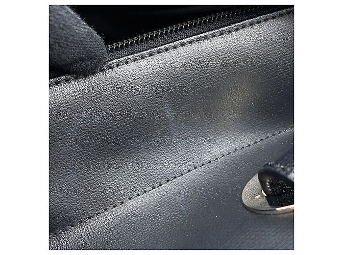 Chanel Paris Biarritz Tote PM Matelassé Nero - vista 8
