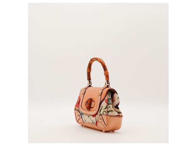 Bolsa de alça Gucci Bamboo Floral Print Canvas and Leather Marrom Rosa Vermelho Azul Bege Verde - vista 2