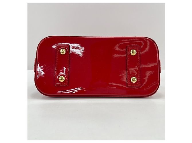 Borsa Louis Vuitton Alma BB in rosso - vista 7