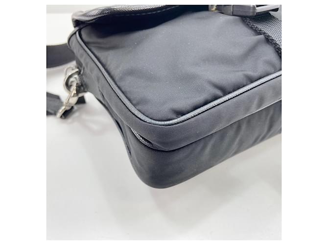 Borsa a tracolla con logo Triangle Prada Nero - vista 8