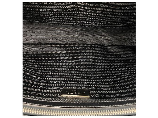 Borsa a tracolla PRADA PRADA in pelle nera Nero - vista 13