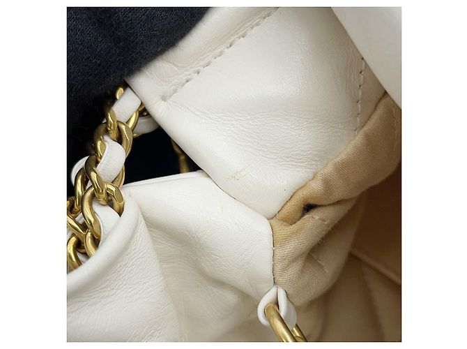 Timeless Borsa Chanel 22 Mini Coco Mark in pelle di vitello lucida Bianco - vista 12