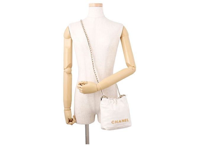 Timeless Borsa Chanel 22 Mini Coco Mark in pelle di vitello lucida Bianco - vista 5