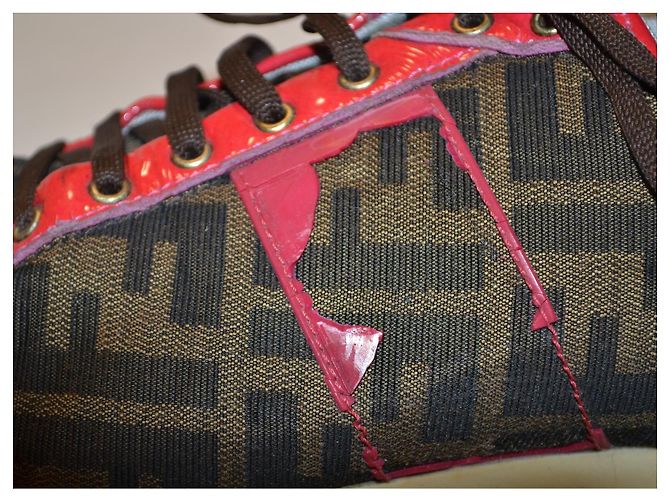 Fendi Zucca Sneaker aus Canvas und Lackleder Braun Rot - Ansicht 4