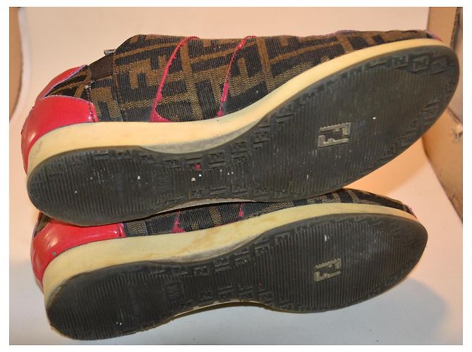 Fendi Zucca Sneaker aus Canvas und Lackleder Braun Rot - Ansicht 6