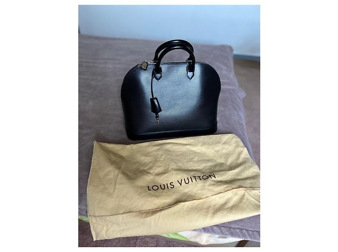 Louis Vuitton Alma GM Borsa in pelle Epi nera Nero - vista 11