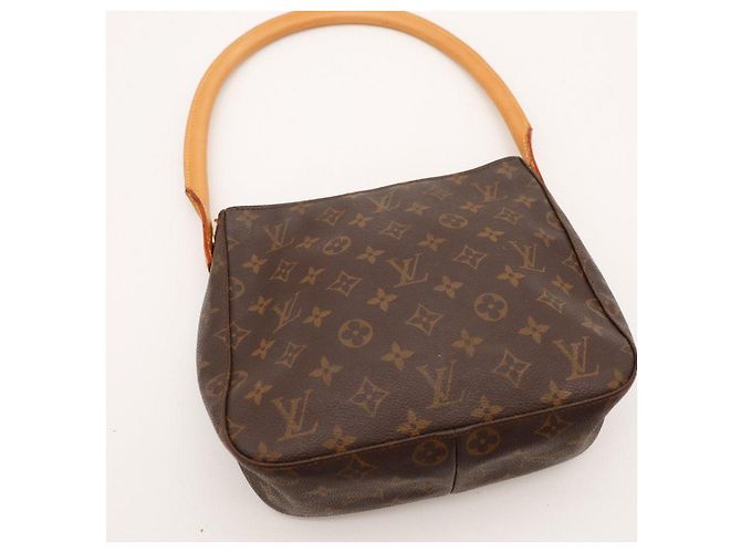 Louis Vuitton Monogram Pochette Florentine PM Castaño Monograma - vista 6