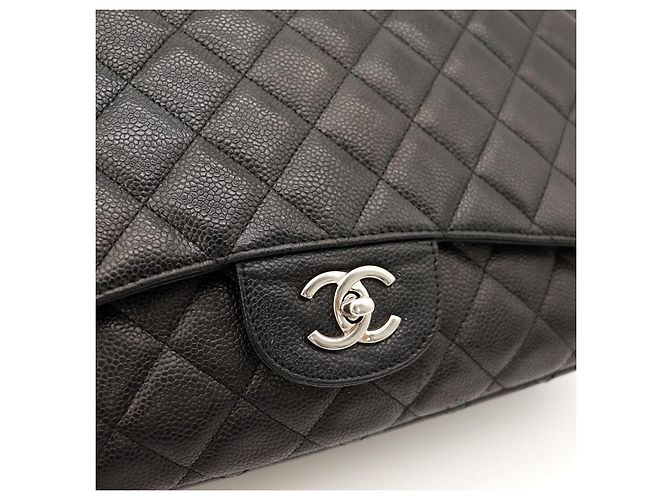 Chanel Borsa Classic Flap Medium in pelle caviar nera Nero - vista 7
