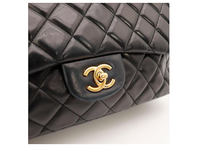 Chanel Classic Flap Medium in pelle d'agnello nera Nero - vista 7
