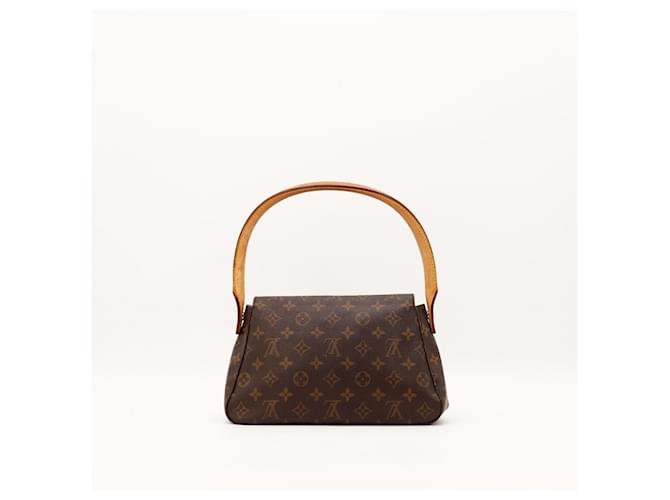 Louis Vuitton Borsa Batignolles Vertical Monogram Marrone Monogramma - vista 3