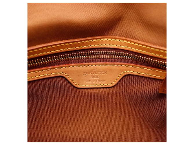 Louis Vuitton Borsa Batignolles Vertical Monogram Marrone Monogramma - vista 7