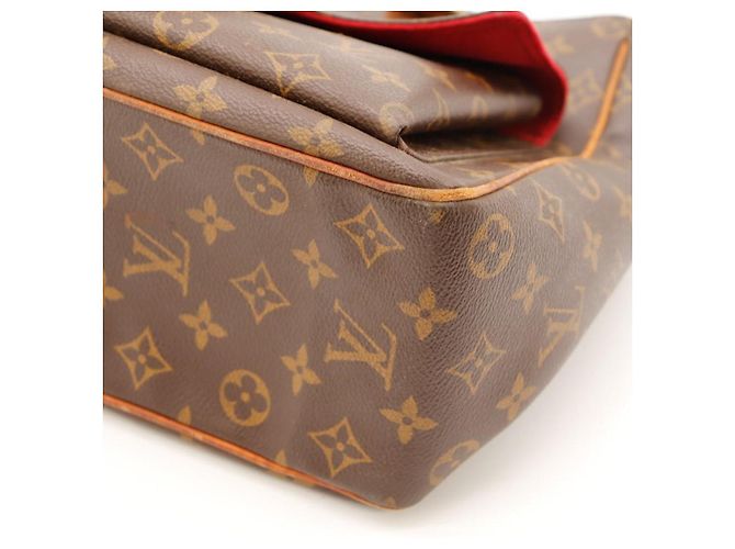 Louis Vuitton Rivington GM Monogram Canvas Marrone Monogramma - vista 9