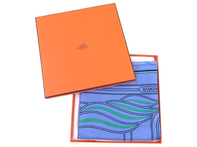 Hermès Hermes Carre 70 QUADRIGE Seidentuch Blau - Ansicht 2