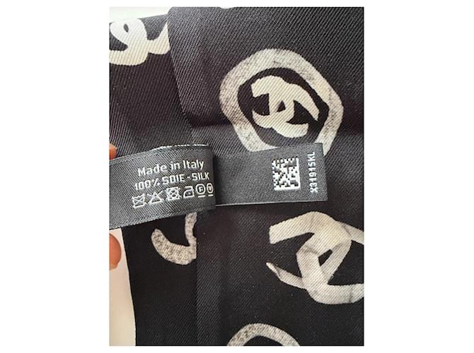 Twilly Chanel in seta bianco e nero - vista 4