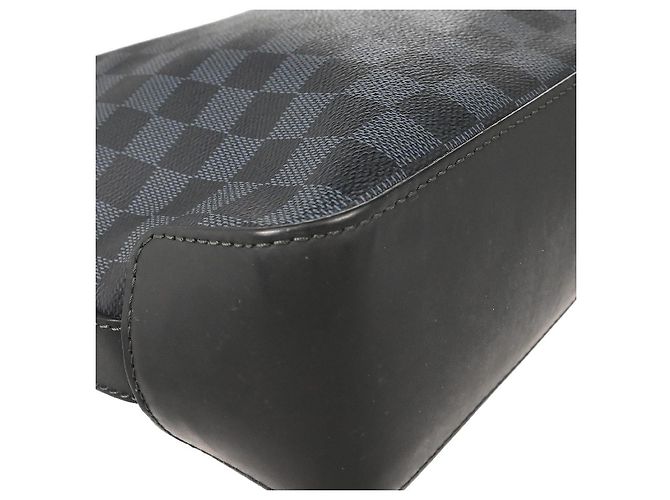 Louis Vuitton Greenwich Messenger Damier Cobalt Nero - vista 7