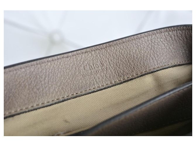 Chloé Faye Piccola Borsa a Tracolla in Pelle - Taupe Gray Beige - vista 12