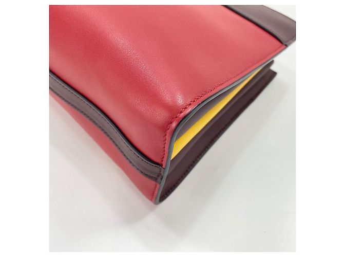 Borsa a tracolla in pelle rossa Prada Rosso - vista 9