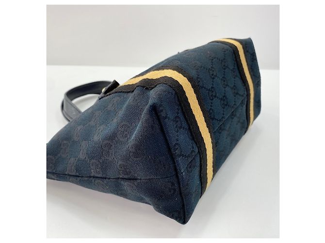 Schwarze Gucci Handtasche - Ansicht 8