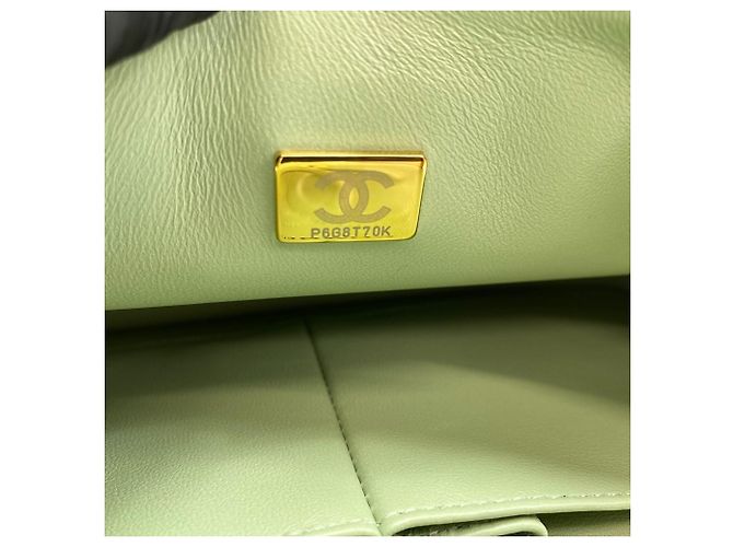 Borsa a Spalla Chanel Matelassé Verde - vista 14