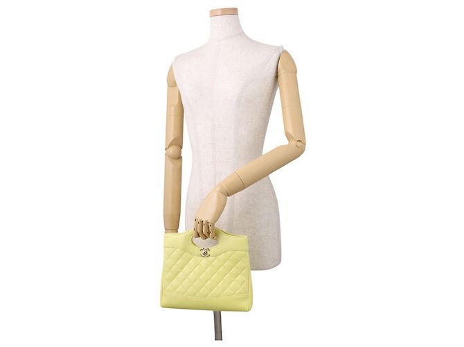 Timeless Borsa a Spalla Chanel Matelasse Small Chain Giallo - vista 4