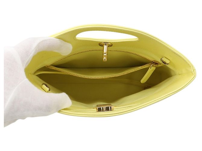 Timeless Borsa a Spalla Chanel Matelasse Small Chain Giallo - vista 6