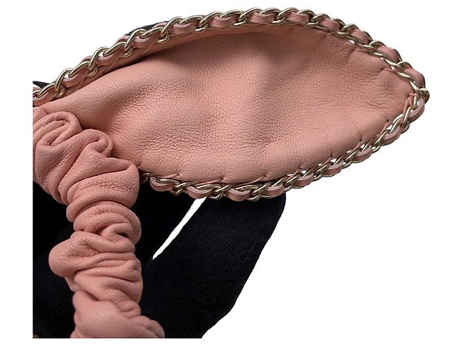 Scrunchie in pelle rosa Chanel - vista 6