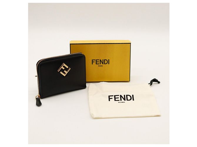 Fendi Leather Zip-Around Wallet Black - view 6