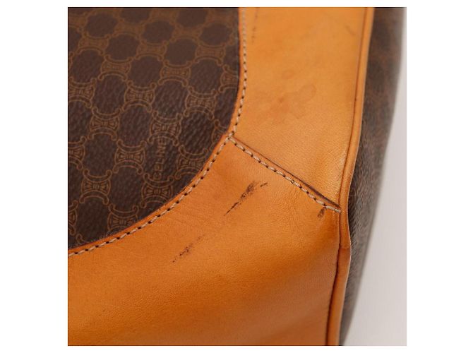Céline Bolso Bucket Macadam Castaño - vista 12
