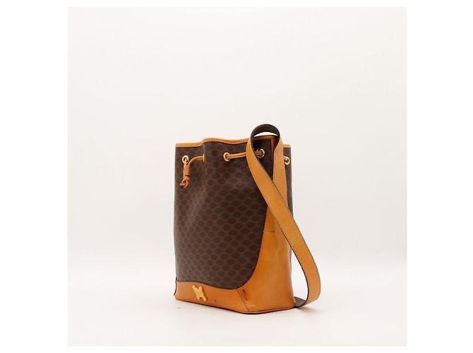 Céline Bolso Bucket Macadam Castaño - vista 2