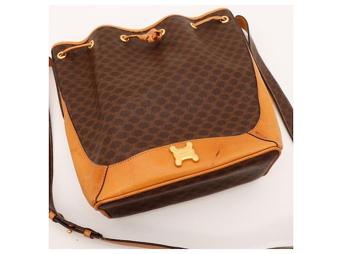 Céline Bolso Bucket Macadam Castaño - vista 8