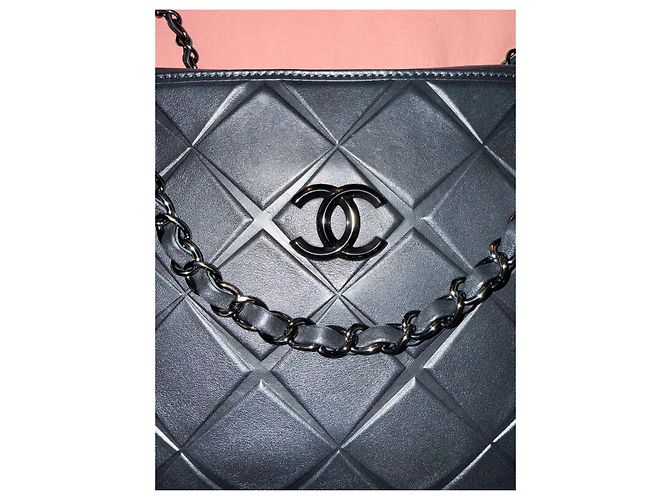Borsa a tracolla Chanel in pelle nera trapuntata Nero - vista 2