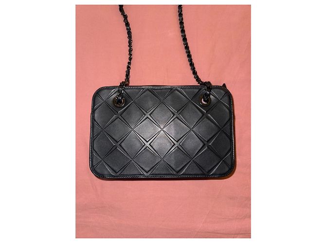 Borsa a tracolla Chanel in pelle nera trapuntata Nero - vista 4