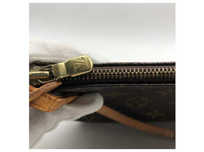 Borsa Louis Vuitton Pochette Accessoires Marrone - vista 7