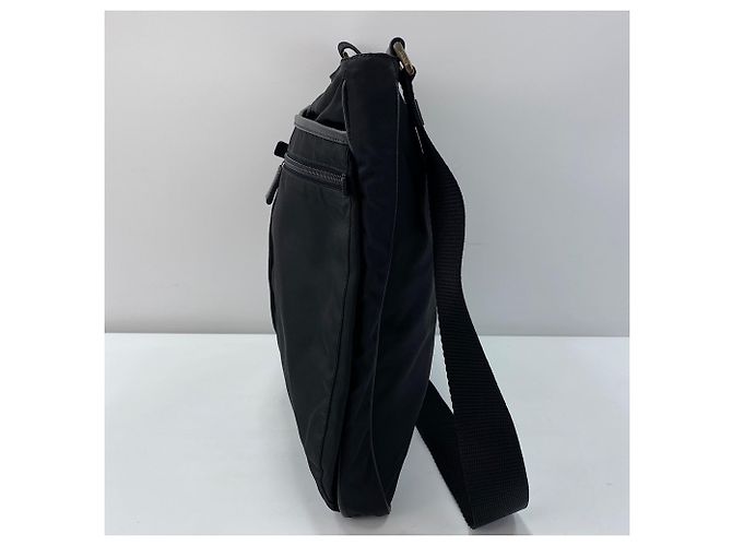Borsa a tracolla in nylon nero Prada - vista 5